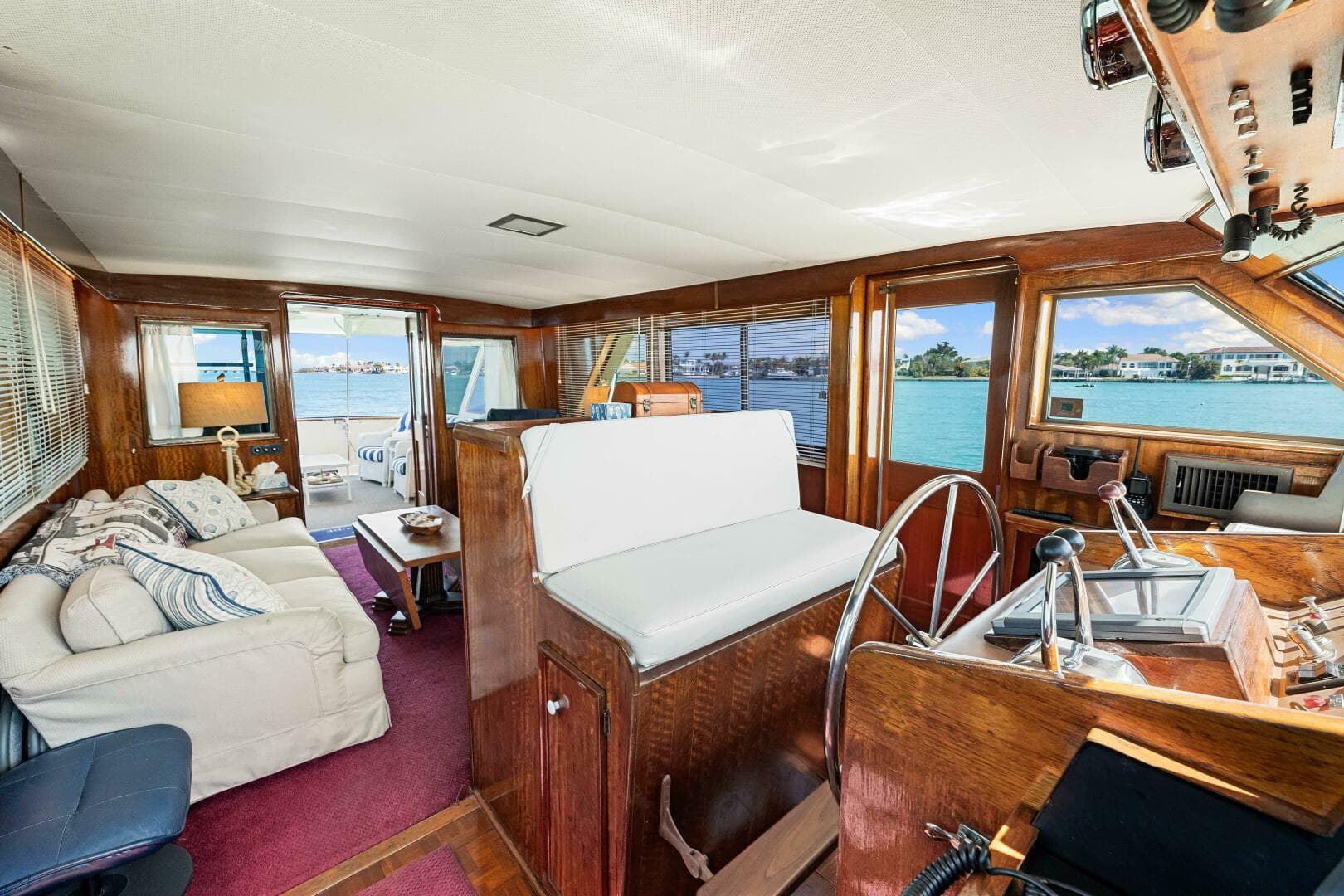1979 Hatteras 53 Classic — photo 46