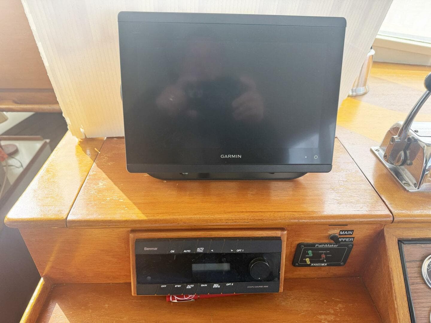 1974 Grand Banks 42 — photo 21