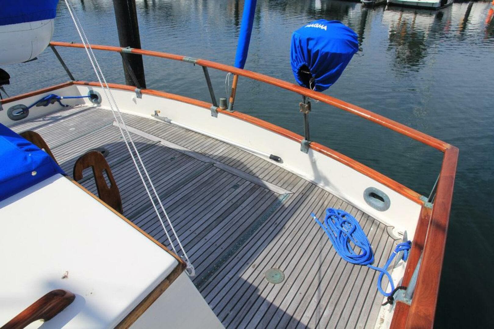 1974 Grand Banks 42 — photo 8