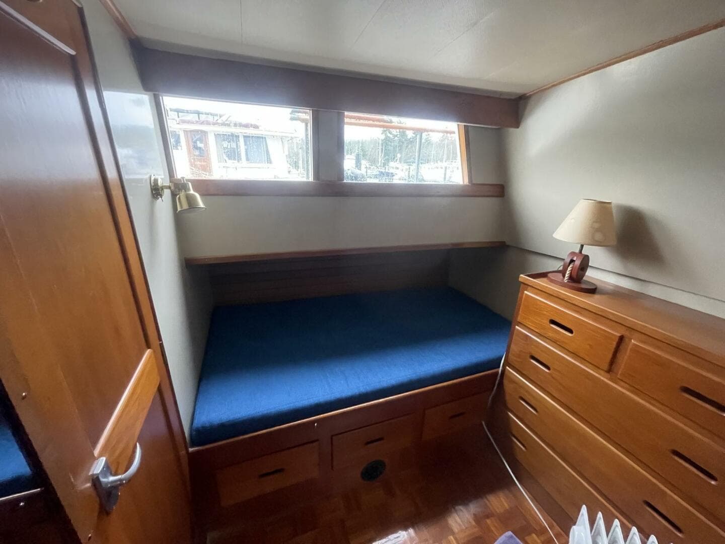 1974 Grand Banks 42 — photo 40