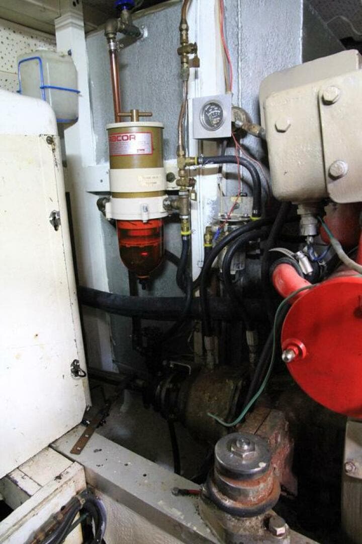 1974 Grand Banks 42 — photo 39