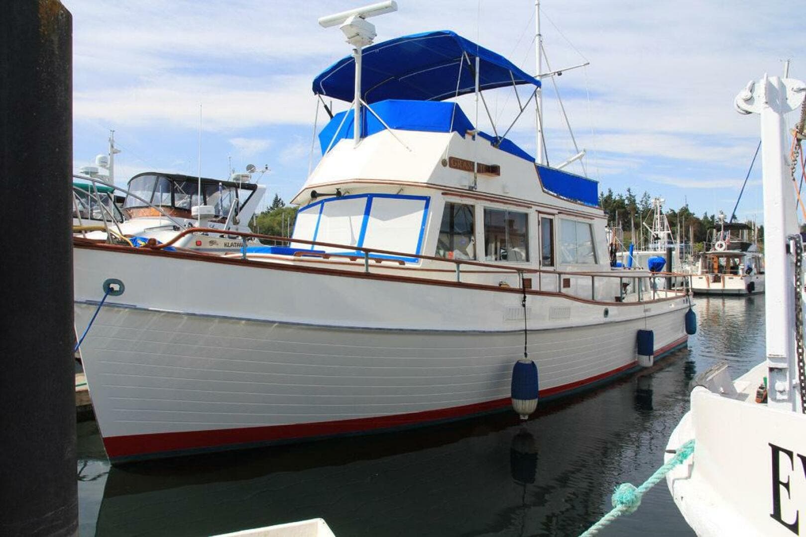 1974 Grand Banks 42 — photo 2