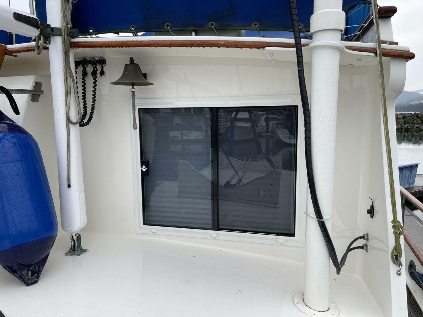 1974 Grand Banks 42 — photo 15