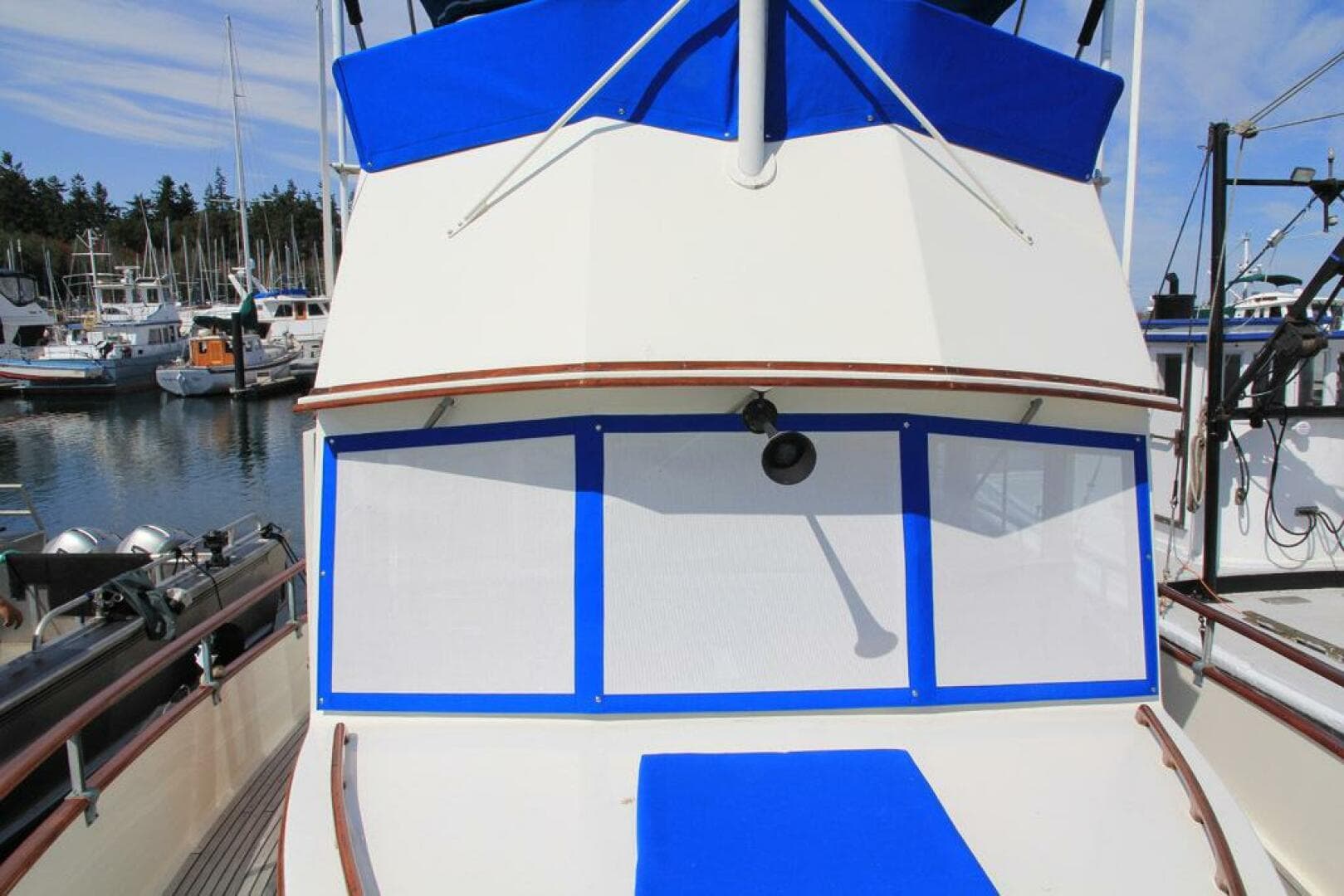 1974 Grand Banks 42 — photo 16
