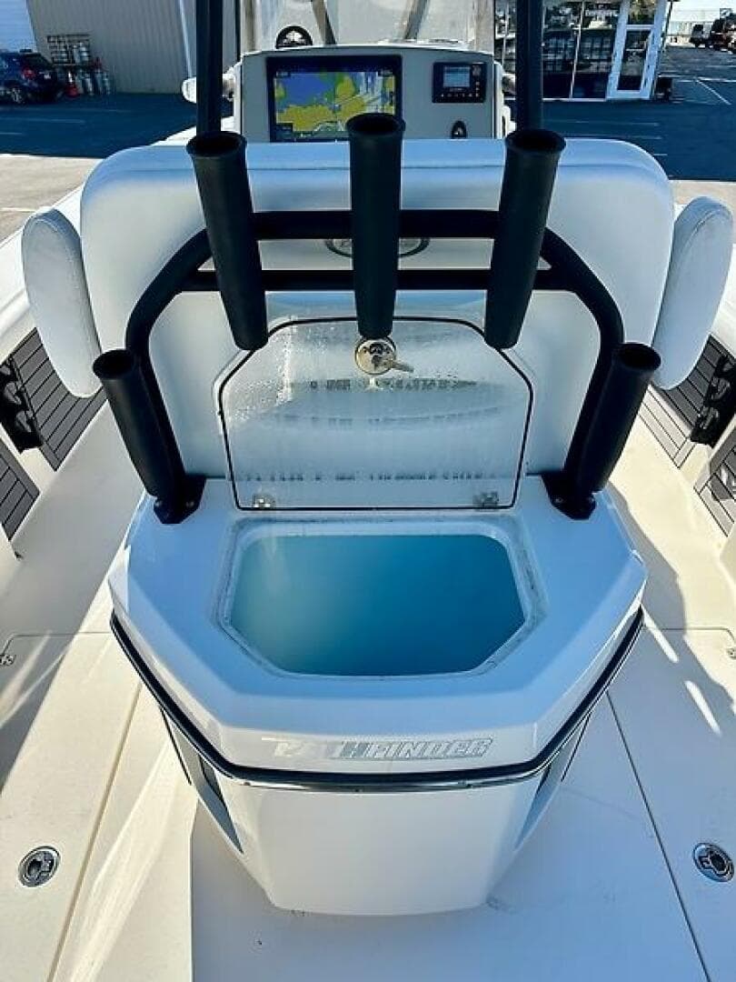 2023 Pathfinder 2700 — photo 31