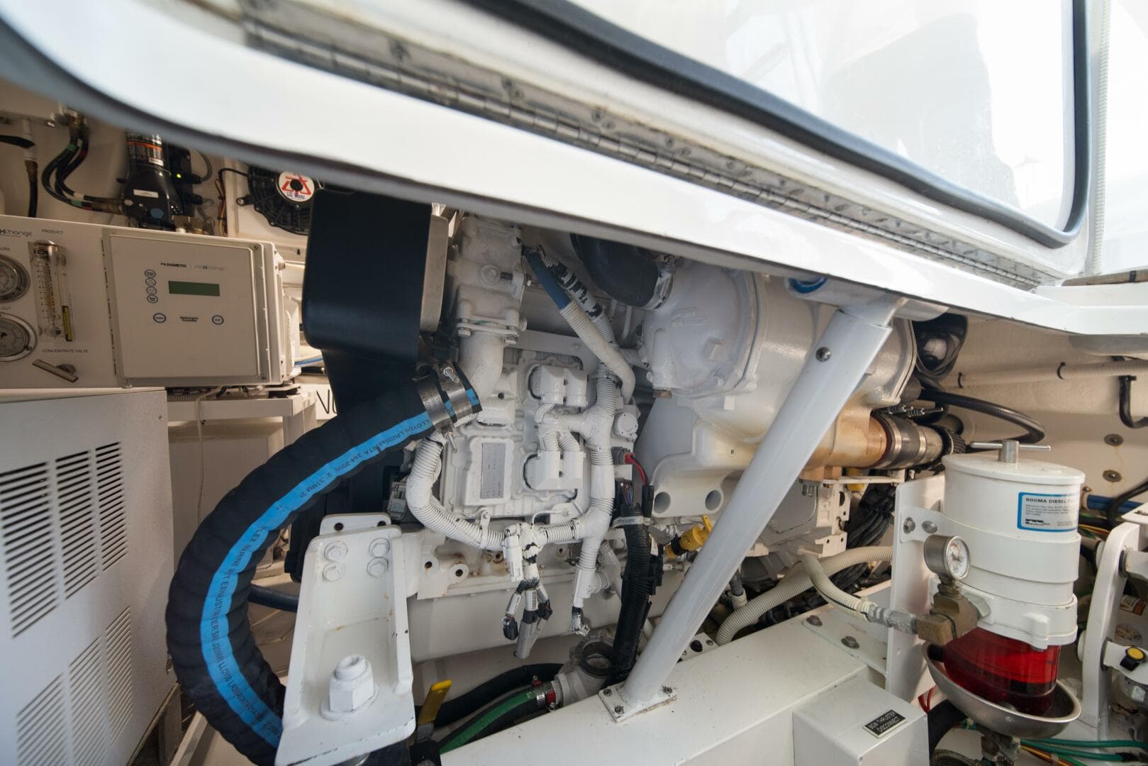 2018 Viking 37 Billfish — photo 39