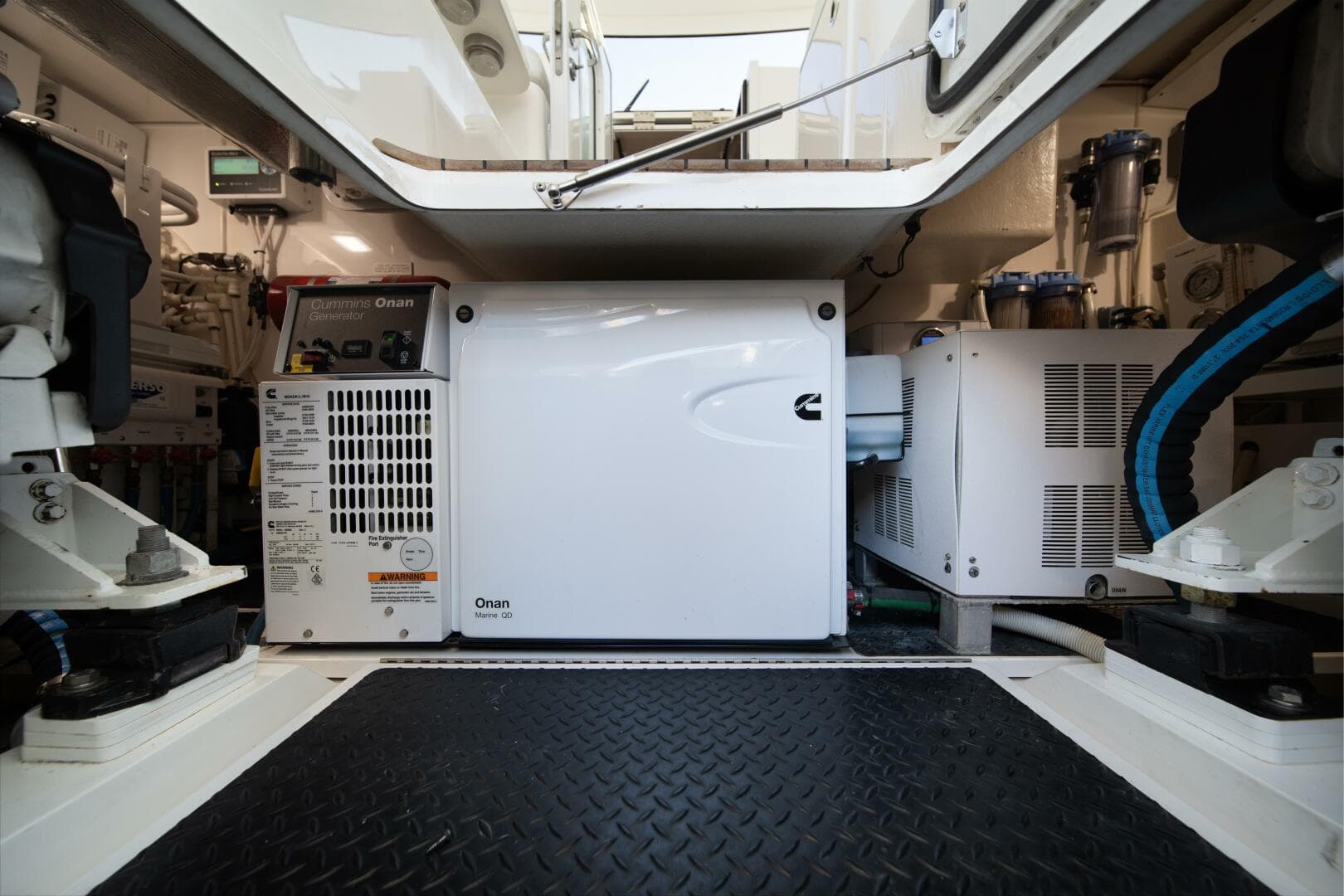 2018 Viking 37 Billfish — photo 38