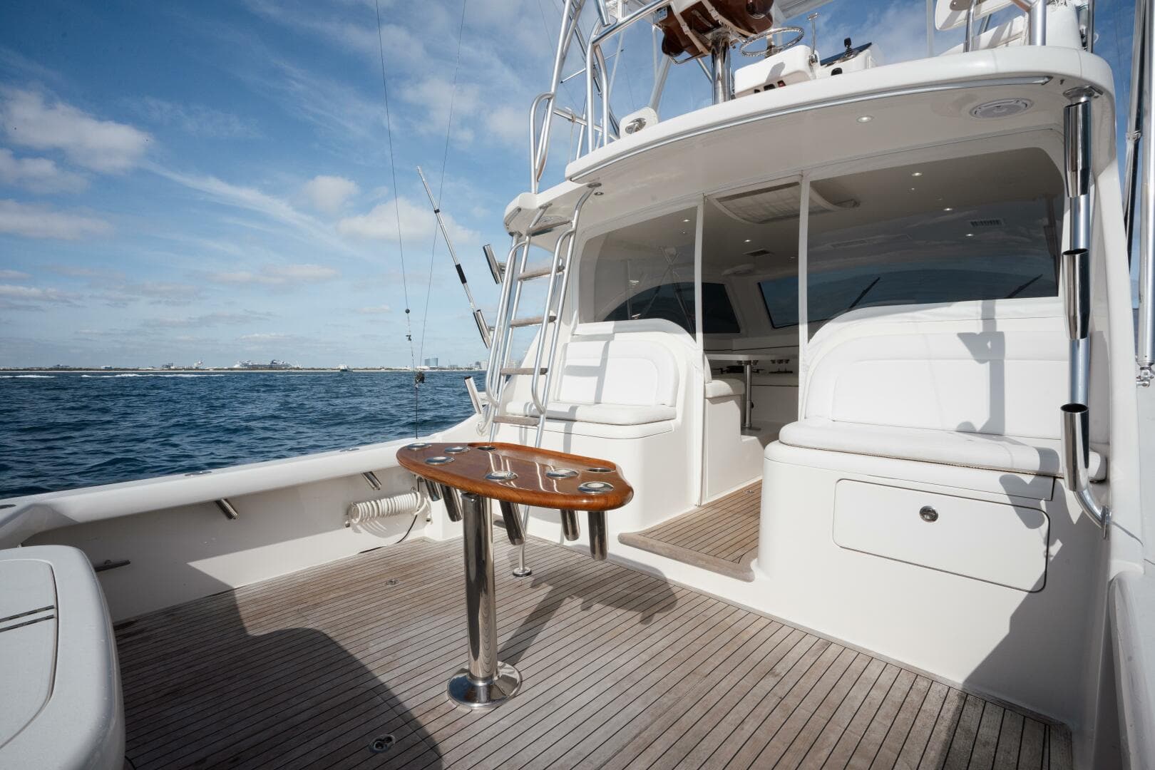 2018 Viking 37 Billfish — photo 14