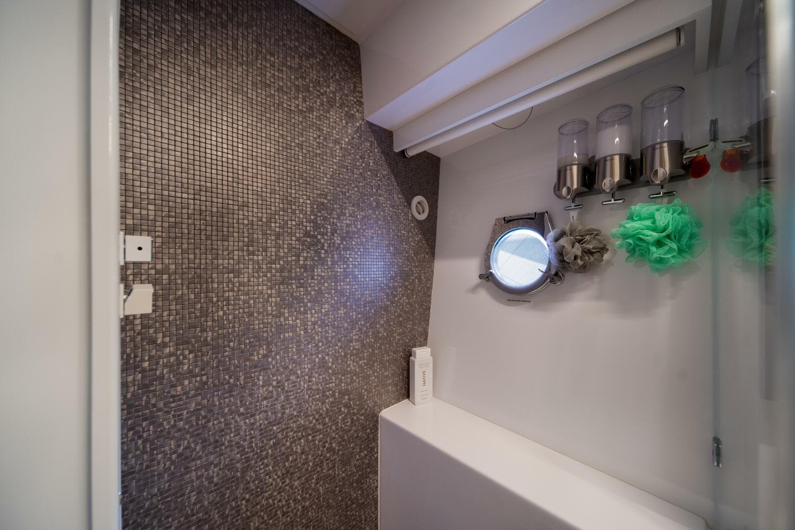 2018 Ferretti Yachts 450 Fly — photo 19