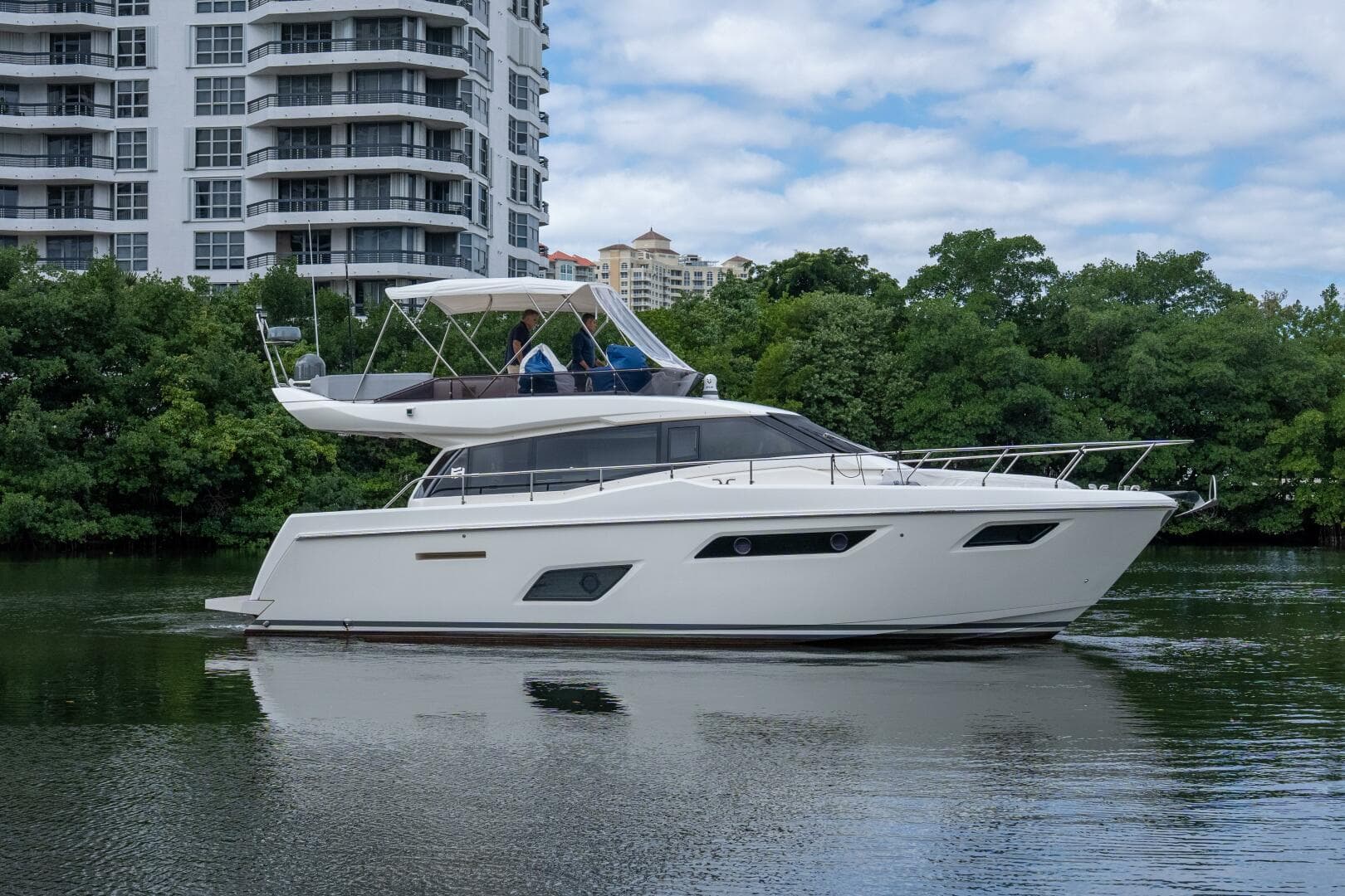 2018 Ferretti Yachts 450 Fly — photo 8