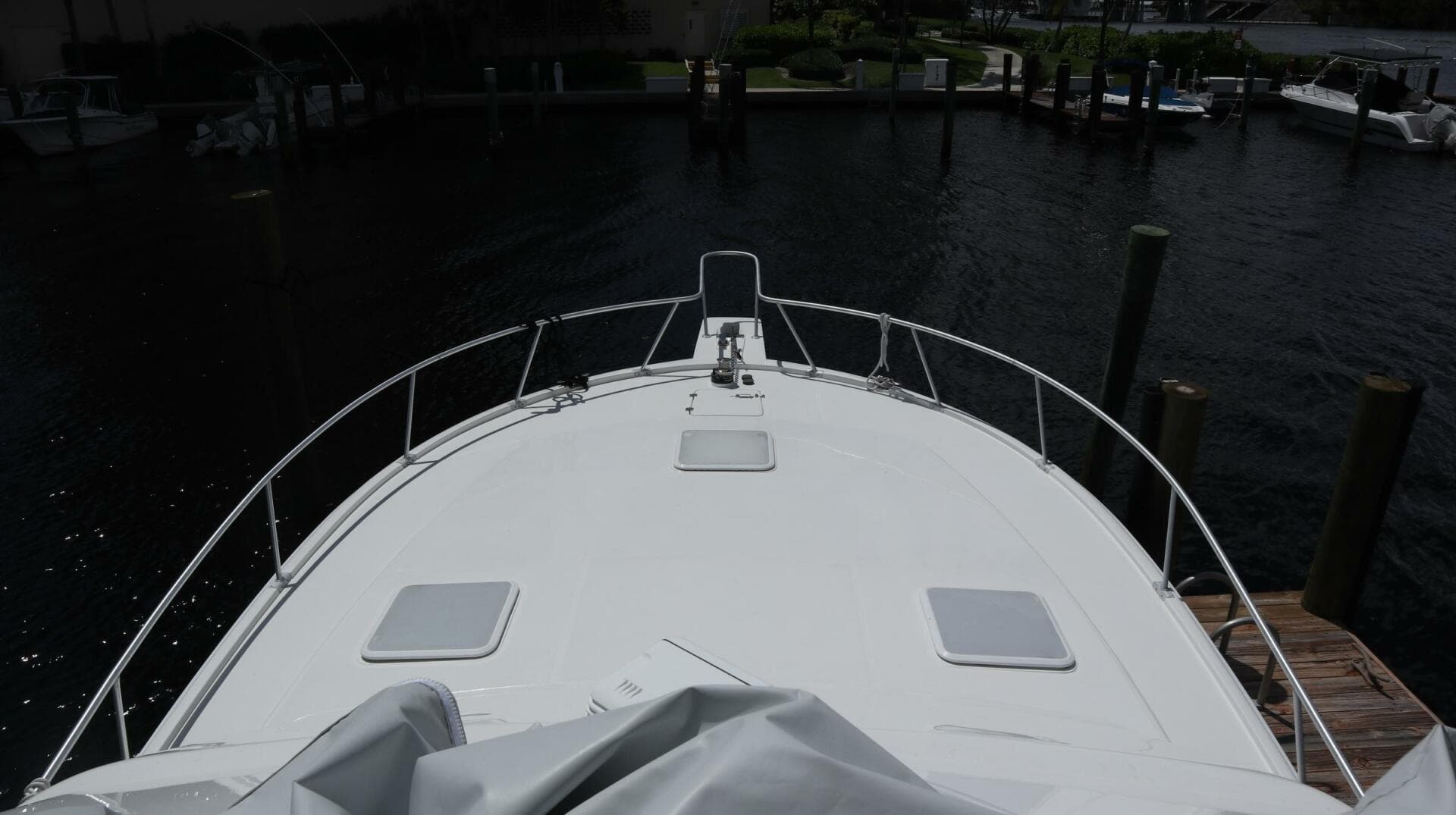 2005 Luhrs — photo 72