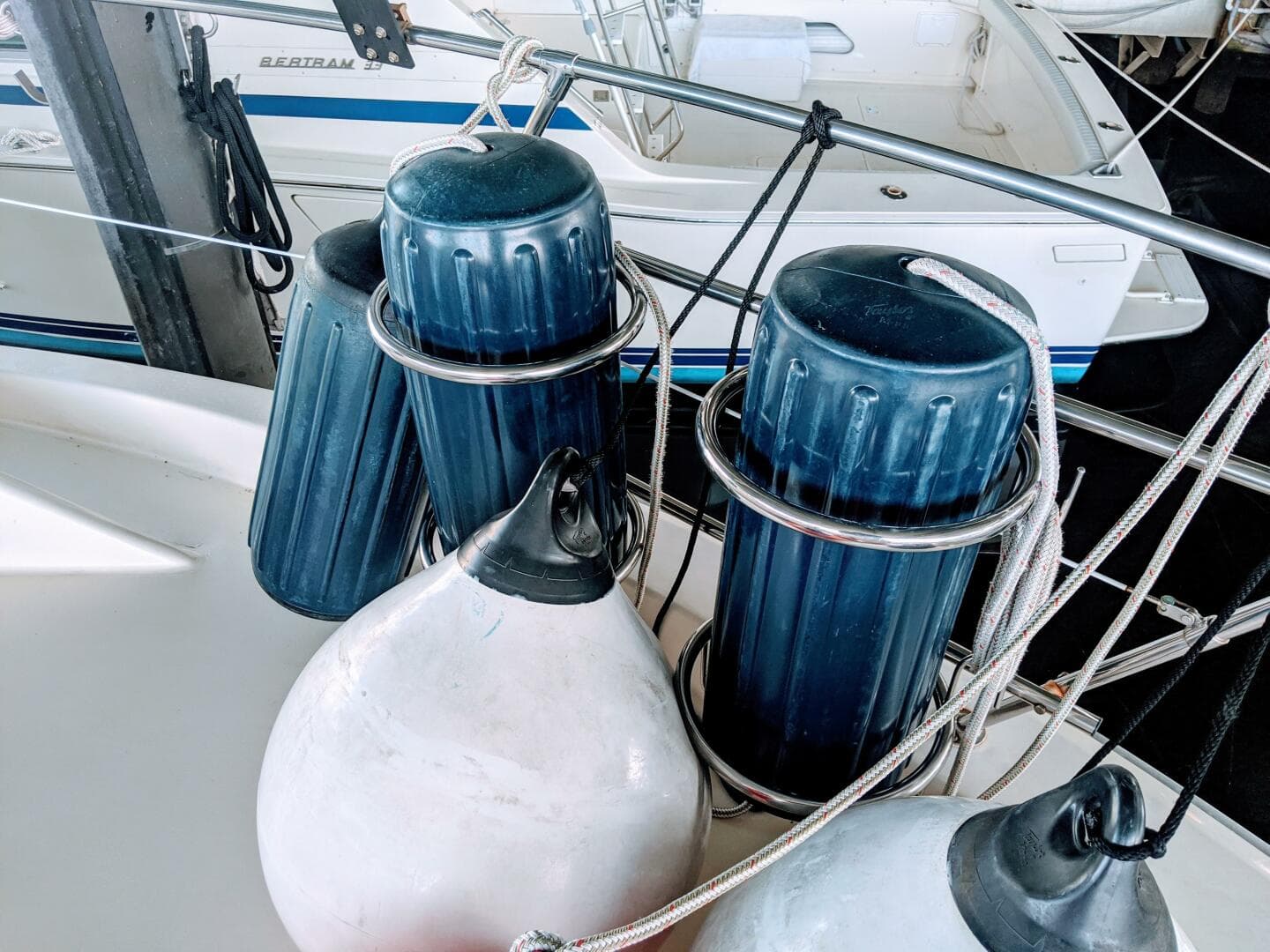 1986 Chris-Craft Constellation — photo 66