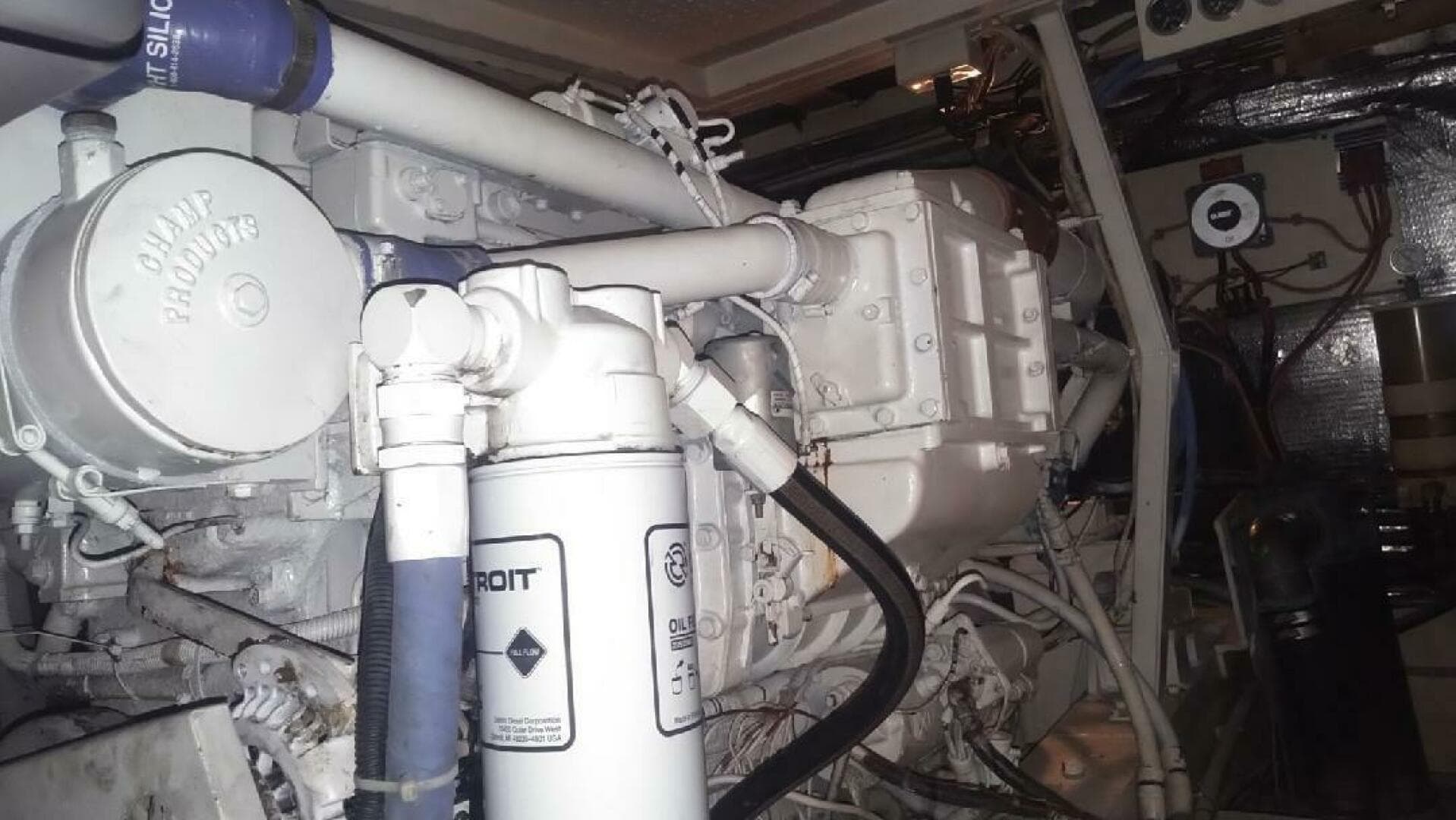 1986 Chris-Craft Constellation — photo 77