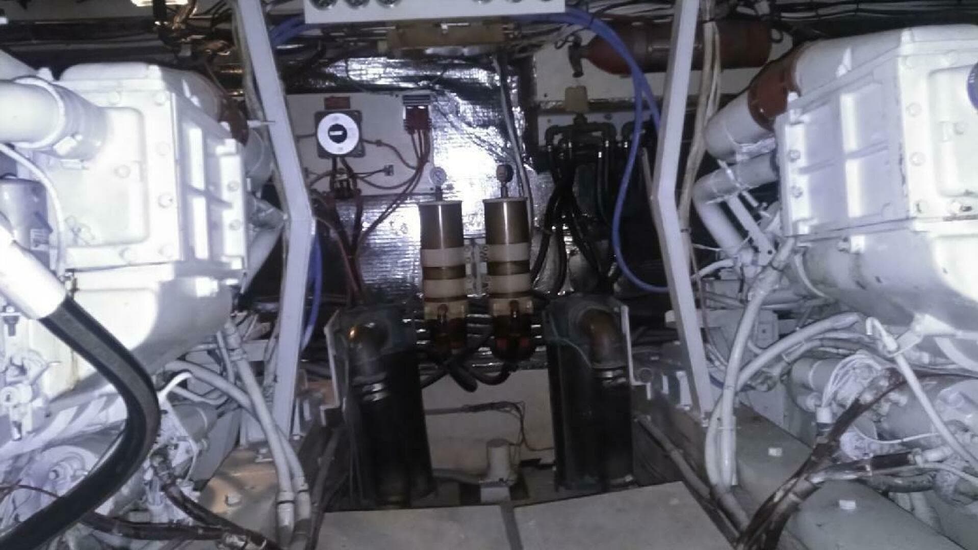 1986 Chris-Craft Constellation — photo 76