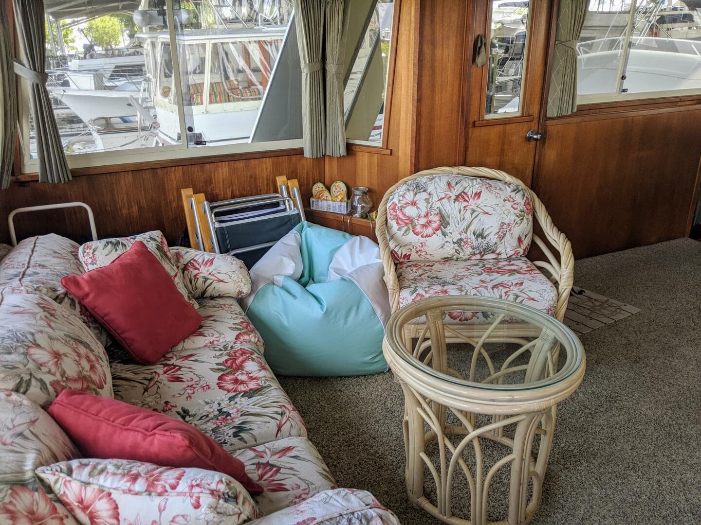 1986 Chris-Craft Constellation — photo 27