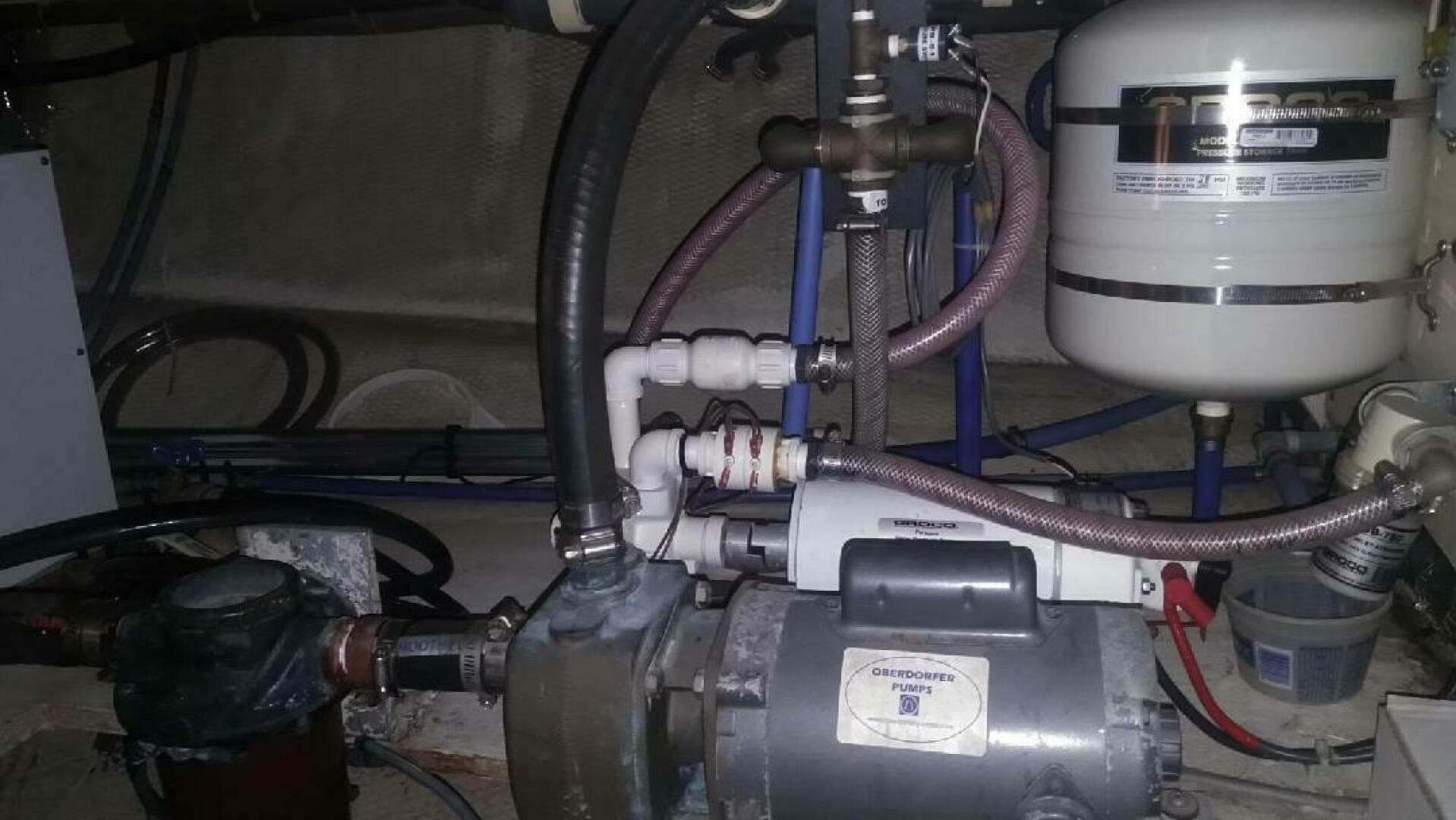 1986 Chris-Craft Constellation — photo 75