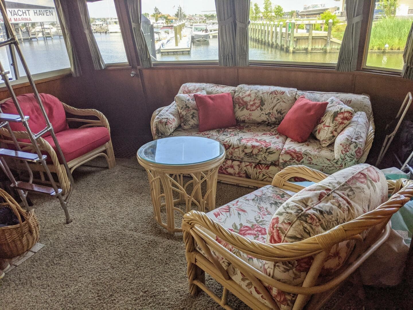 1986 Chris-Craft Constellation — photo 13