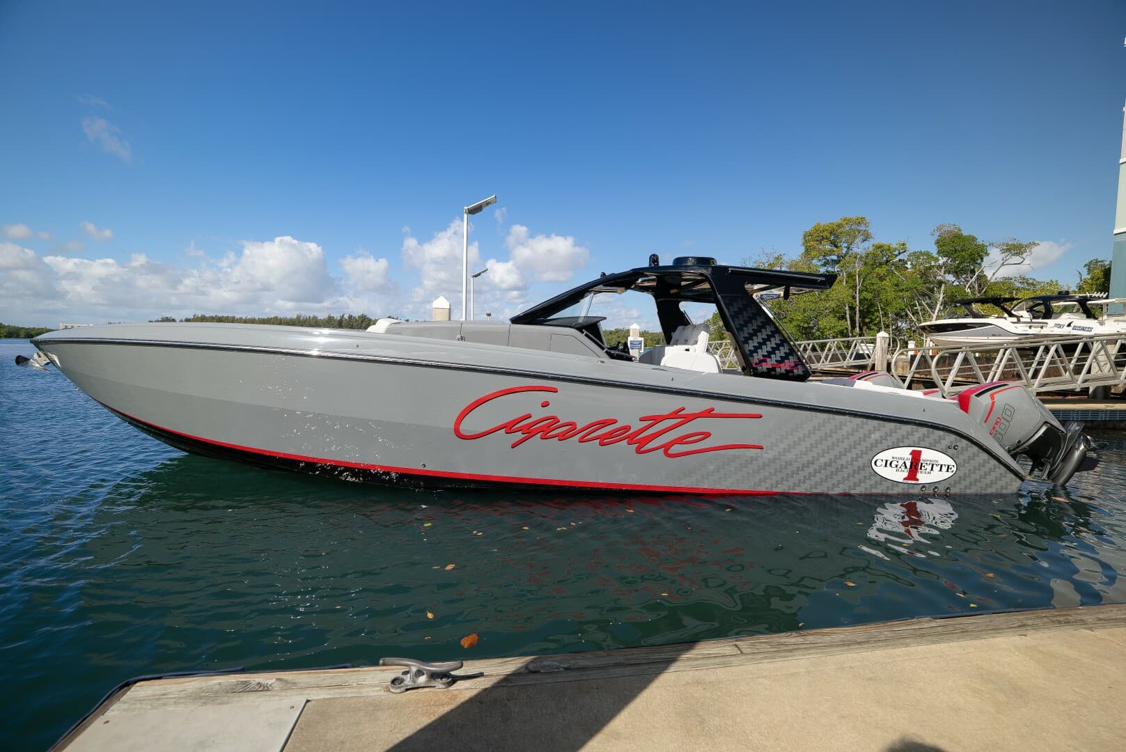 2026 Cigarette 42 Auroris