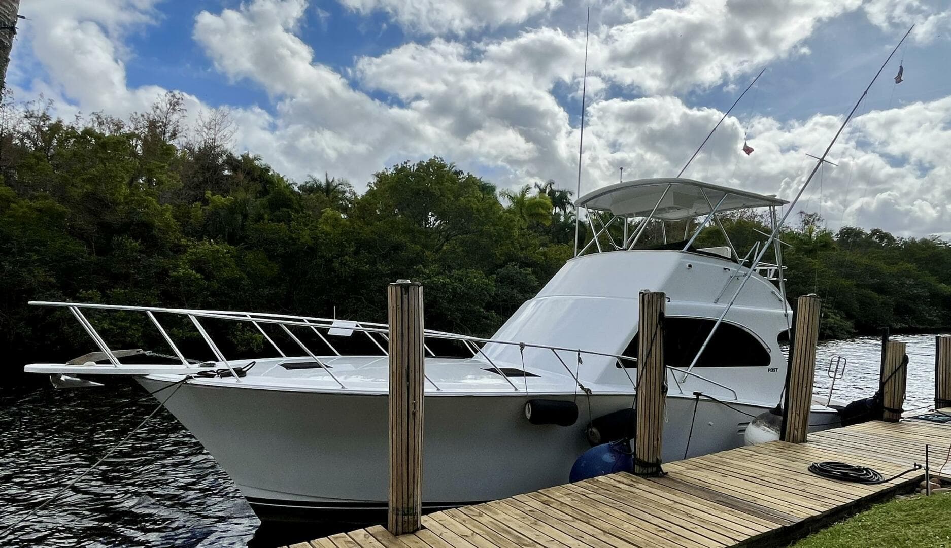 1999 Post 42 Convertible — photo 13
