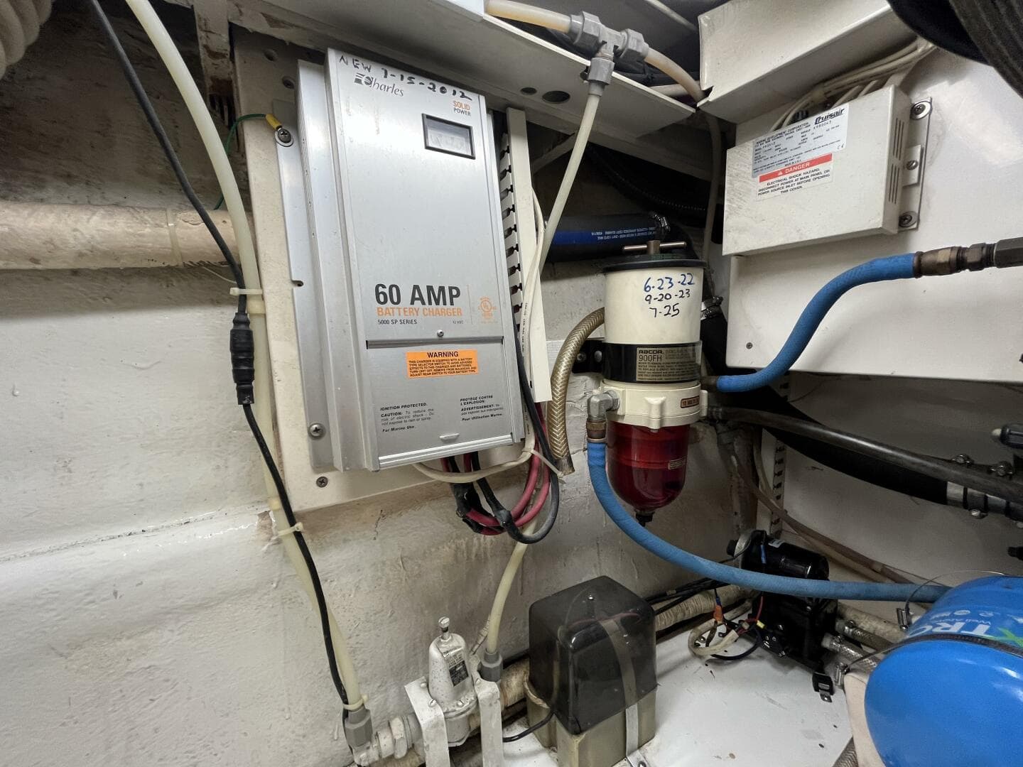 1999 Post 42 Convertible — photo 12