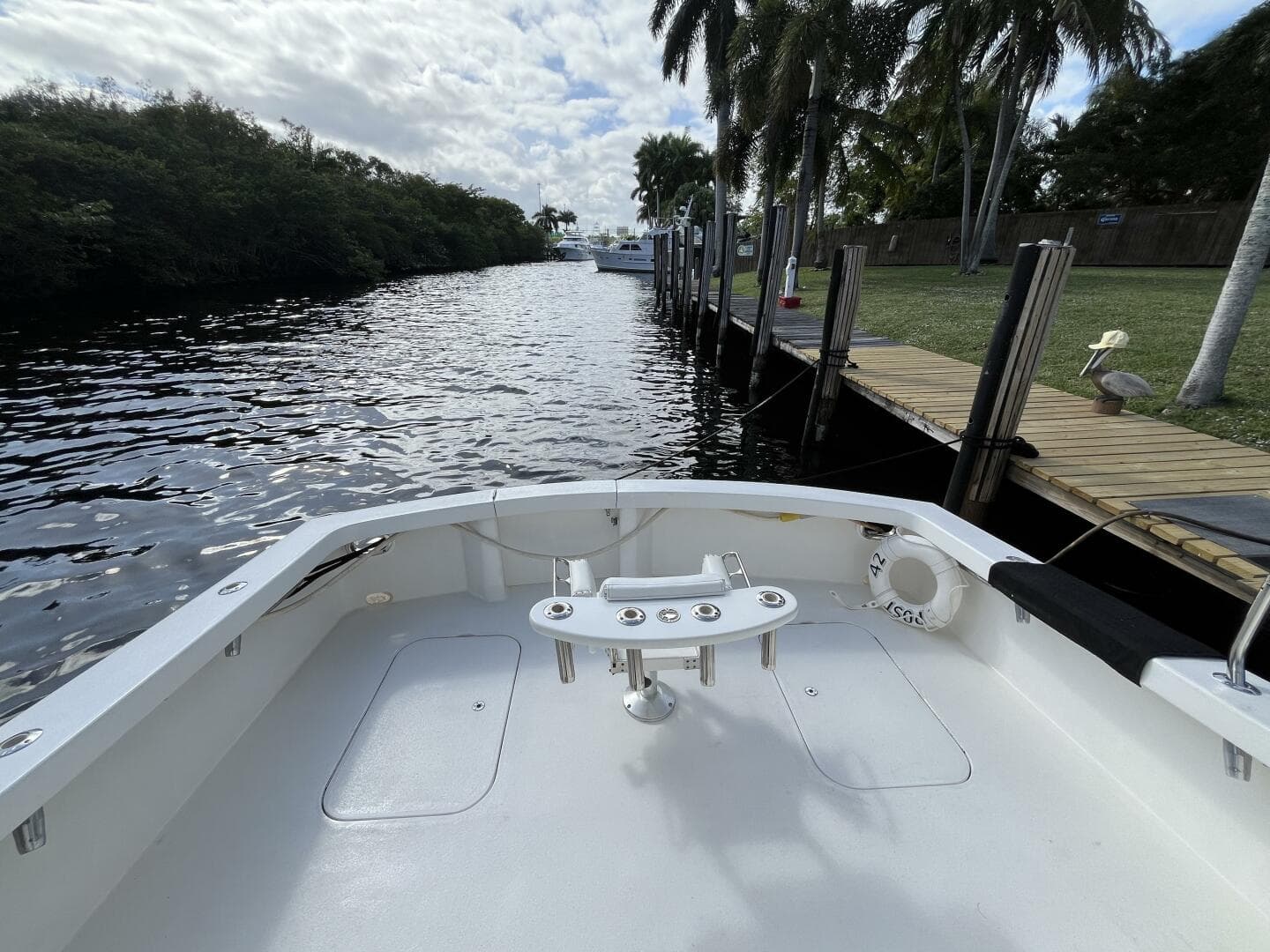 1999 Post 42 Convertible — photo 17