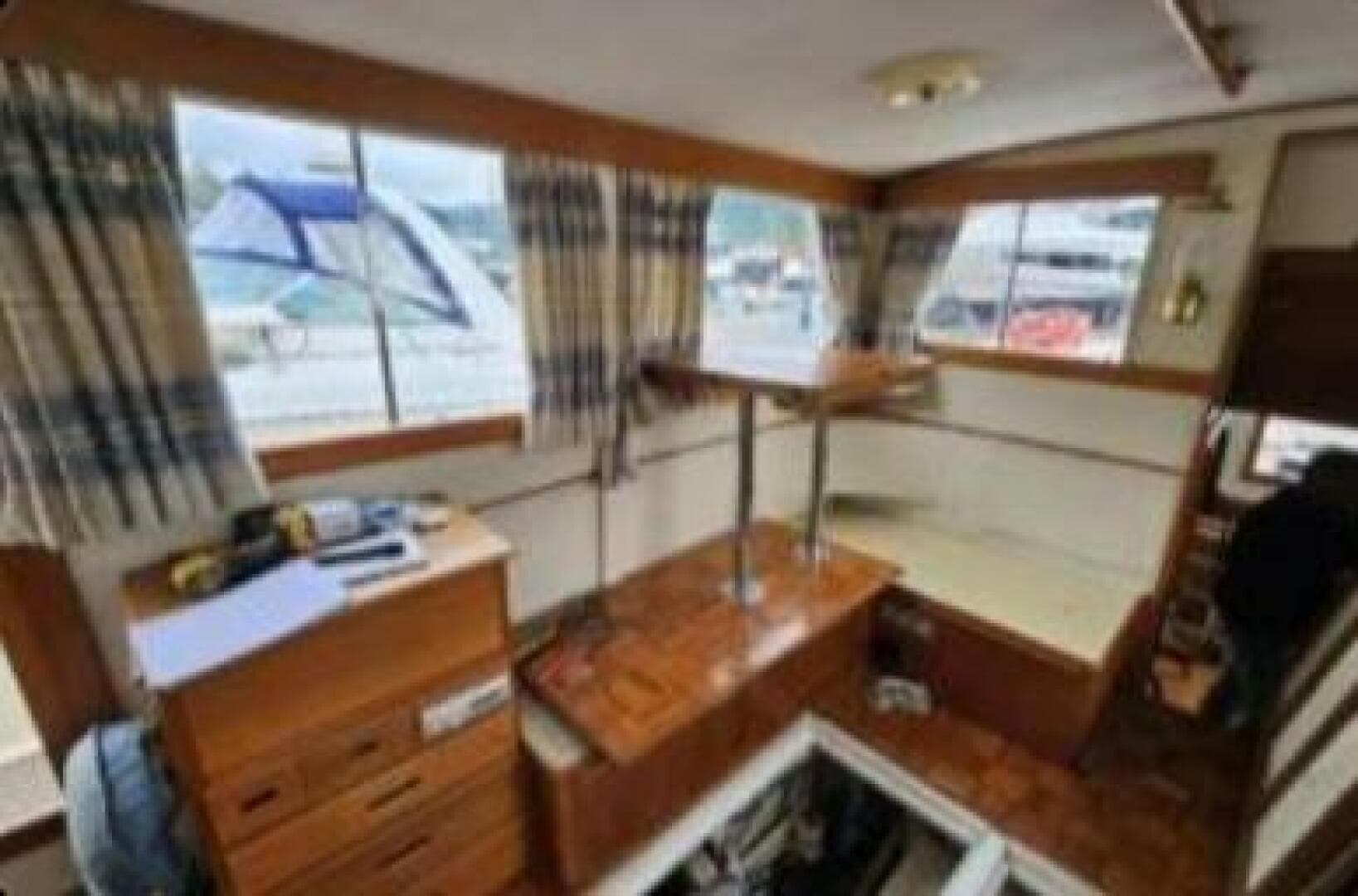 1974 Grand Banks 36 Classic — photo 11