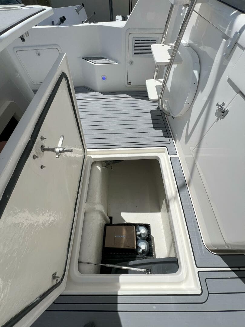 2002 Riviera 43 Flybridge — photo 15