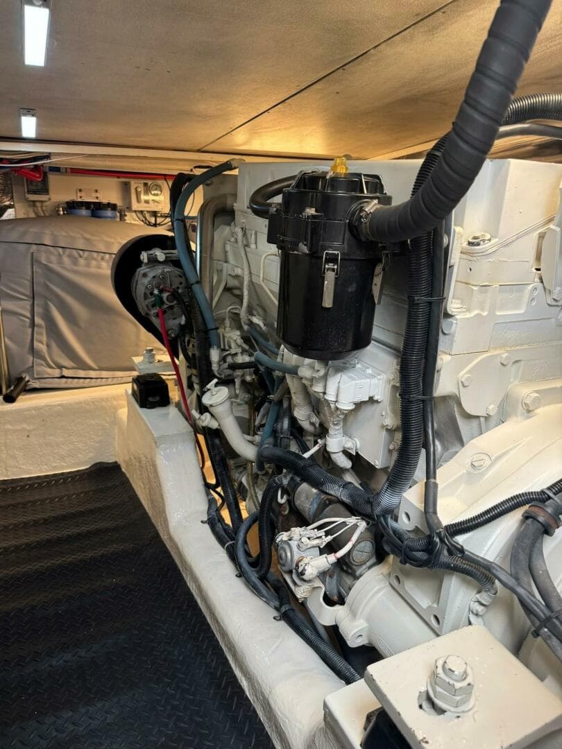 2002 Riviera 43 Flybridge — photo 12