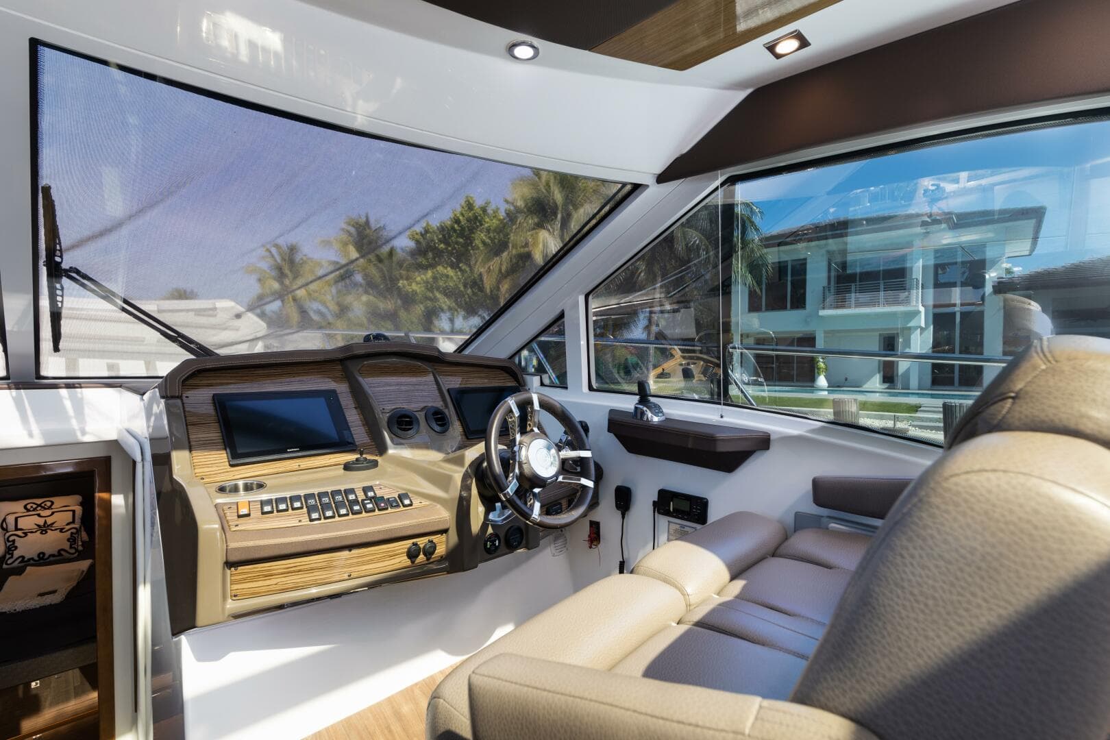 2018 Cruisers 45 Cantius — photo 17