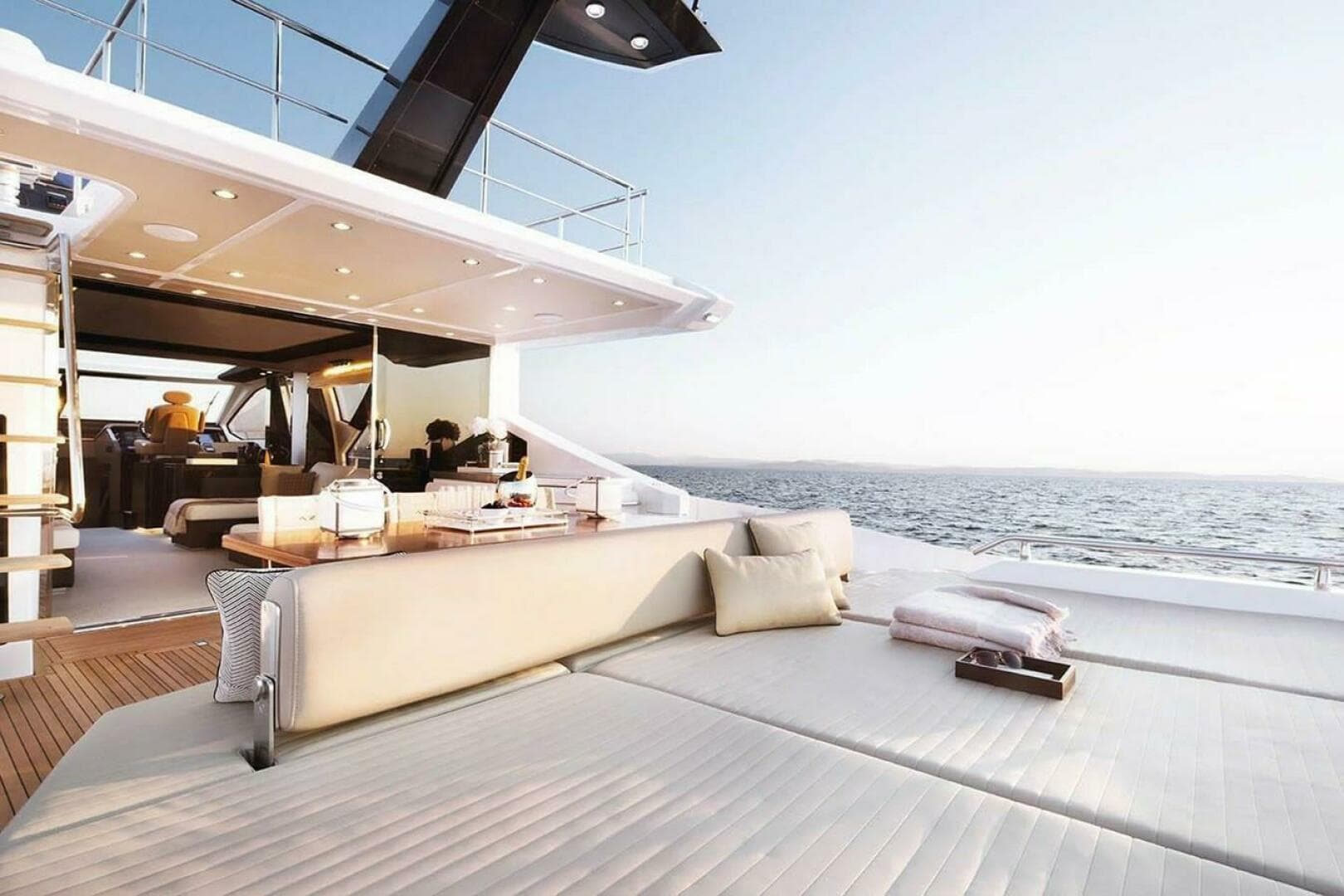 2019 Azimut 77S — photo 15