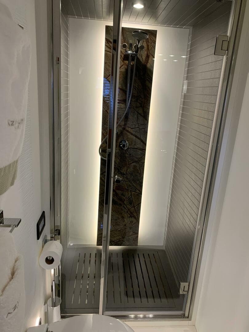 2019 Azimut 77S — photo 23