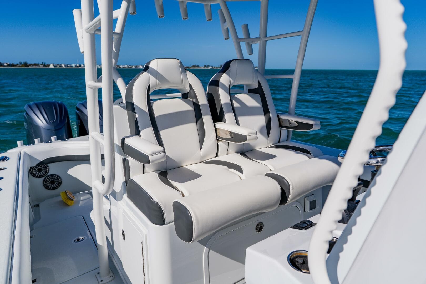 2025 Yellowfin 36 Offshore — photo 28