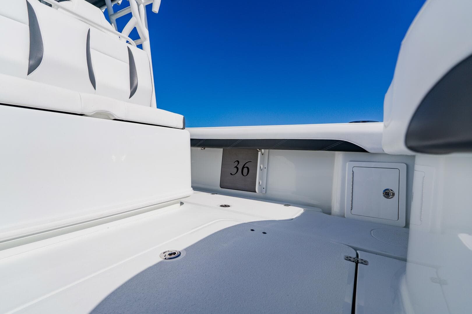 2025 Yellowfin 36 Offshore — photo 41