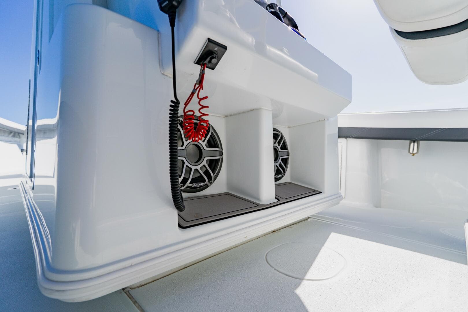 2025 Yellowfin 36 Offshore — photo 30