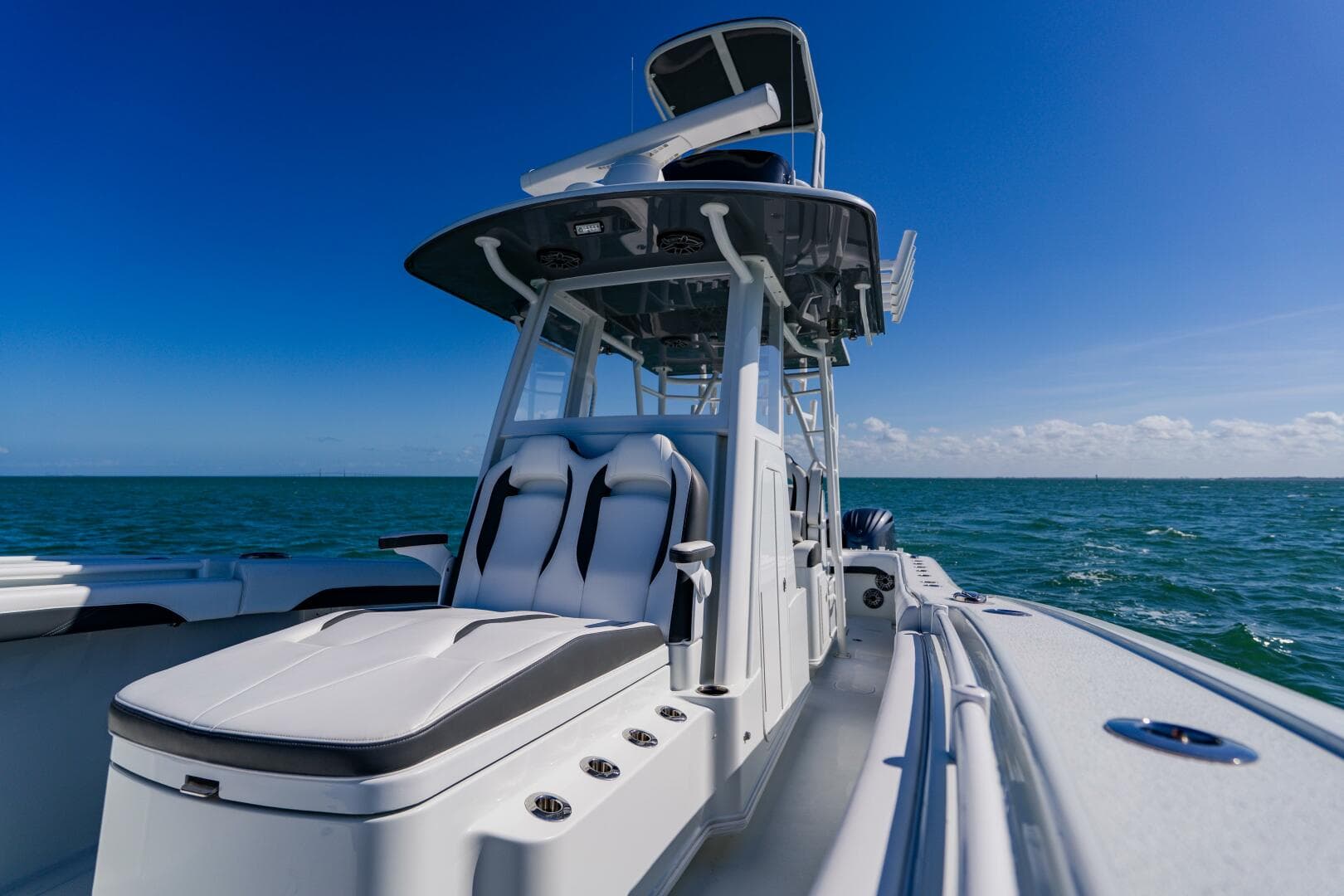 2025 Yellowfin 36 Offshore — photo 16