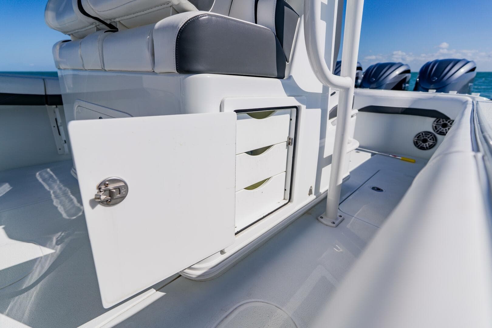 2025 Yellowfin 36 Offshore — photo 36