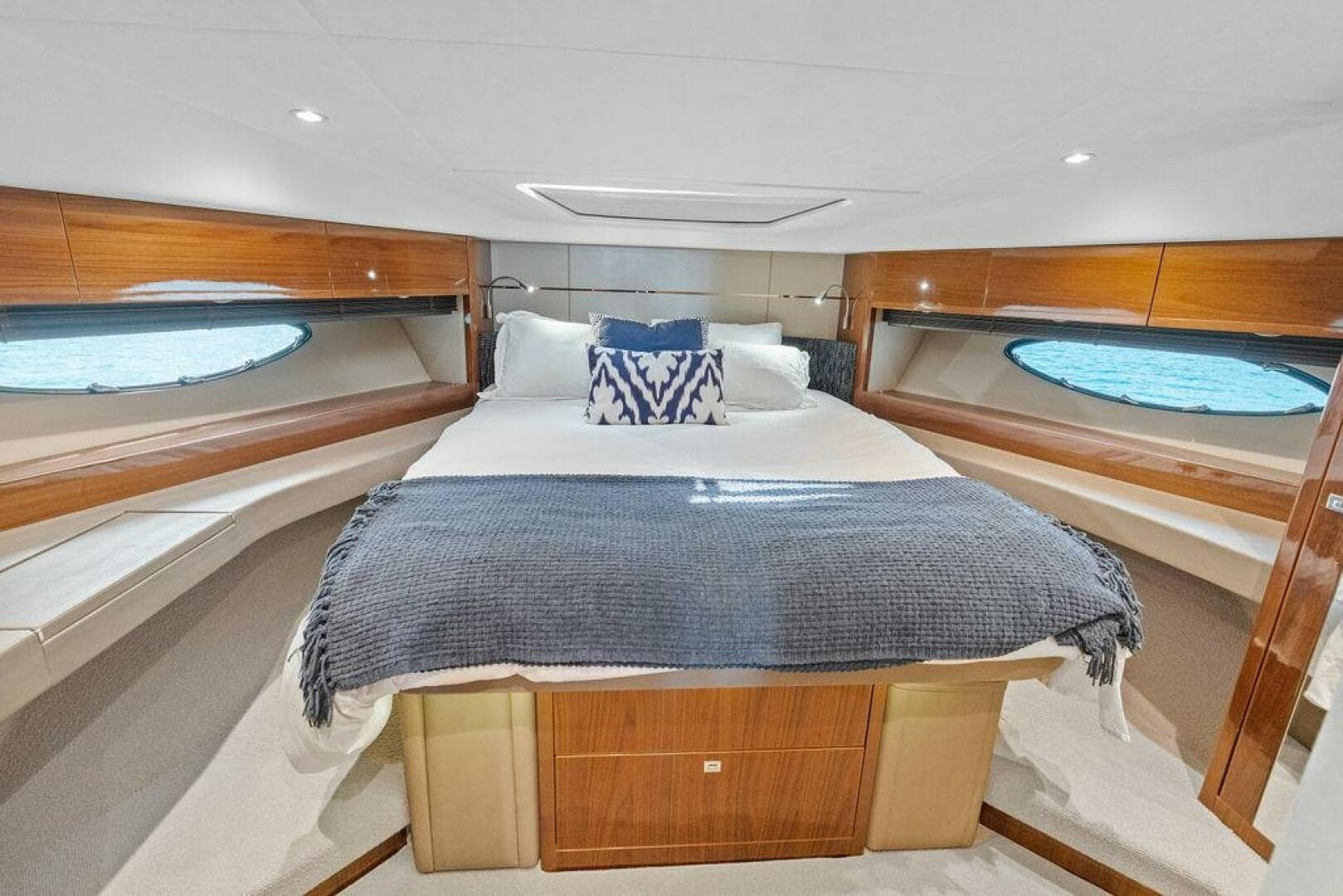 2016 Princess 60 Flybridge — photo 37