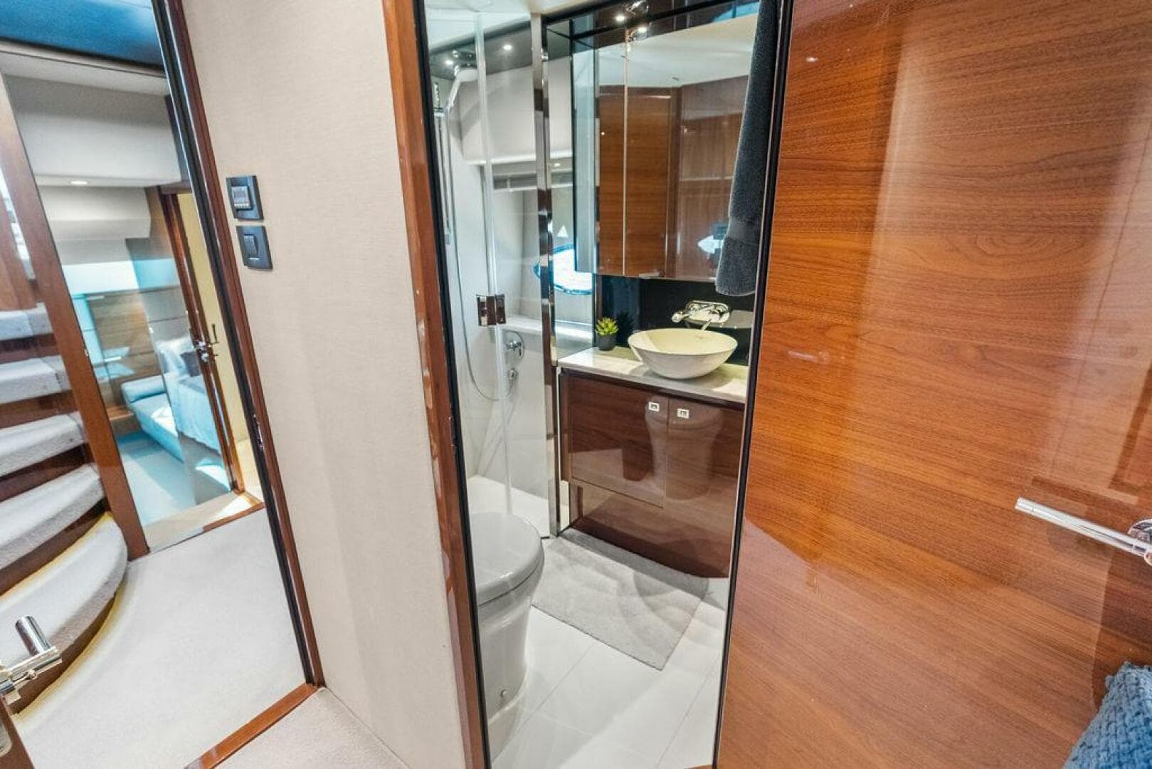 2016 Princess 60 Flybridge — photo 40