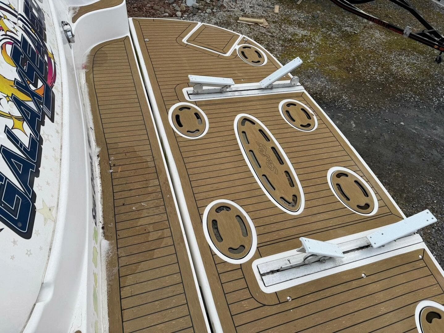 2004 Sea Ray 500 Sundancer — photo 6