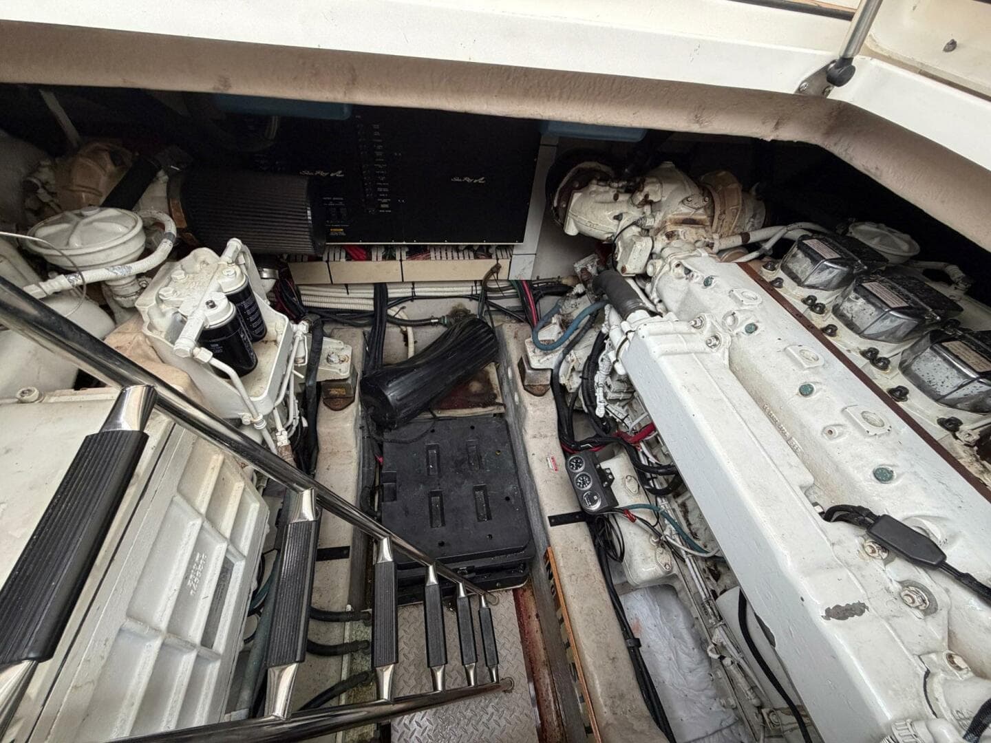 2004 Sea Ray 500 Sundancer — photo 46