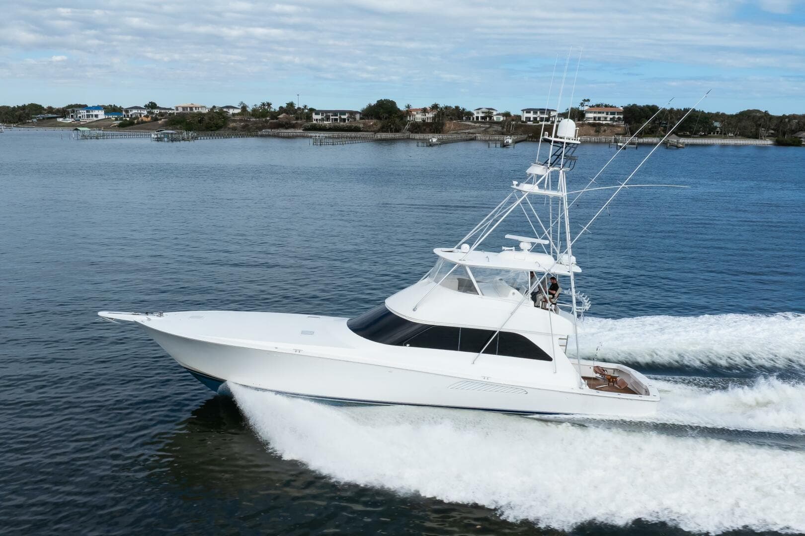 2007 Viking 68 Convertible — photo 40