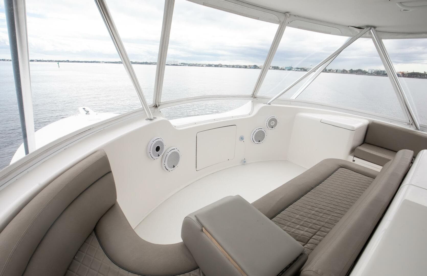 2007 Viking 68 Convertible — photo 22