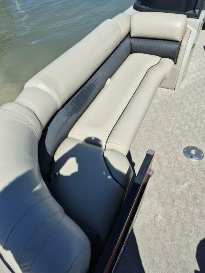 2017 Avalon 2785 Catalina Ql — photo 10