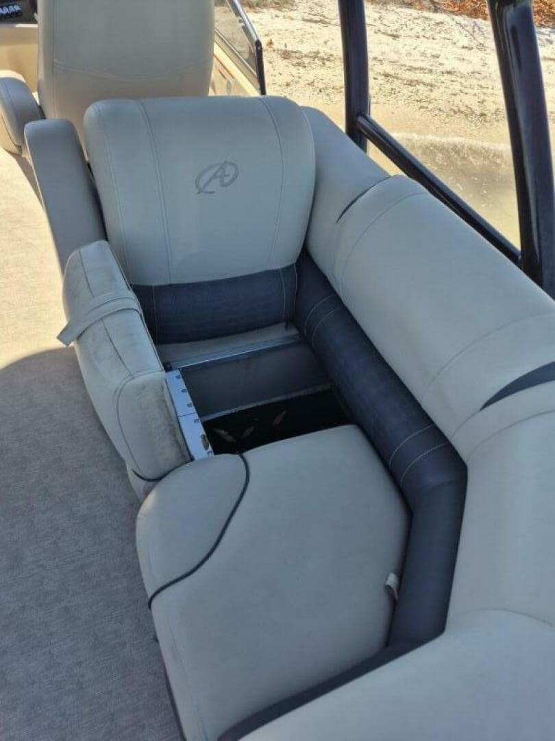 2017 Avalon 2785 Catalina Ql — photo 20