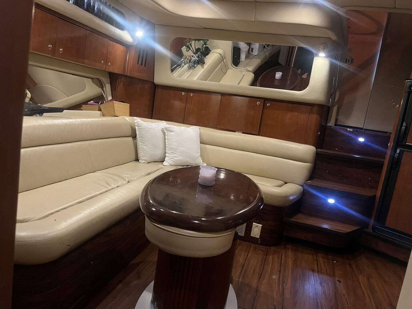 2003 Sea Ray 410 Express Cruiser — photo 6