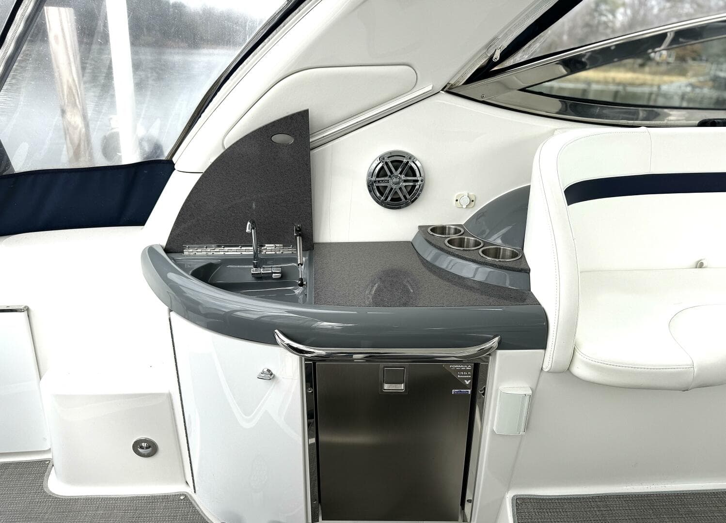 2016 Formula Performance Cruiser — photo 8