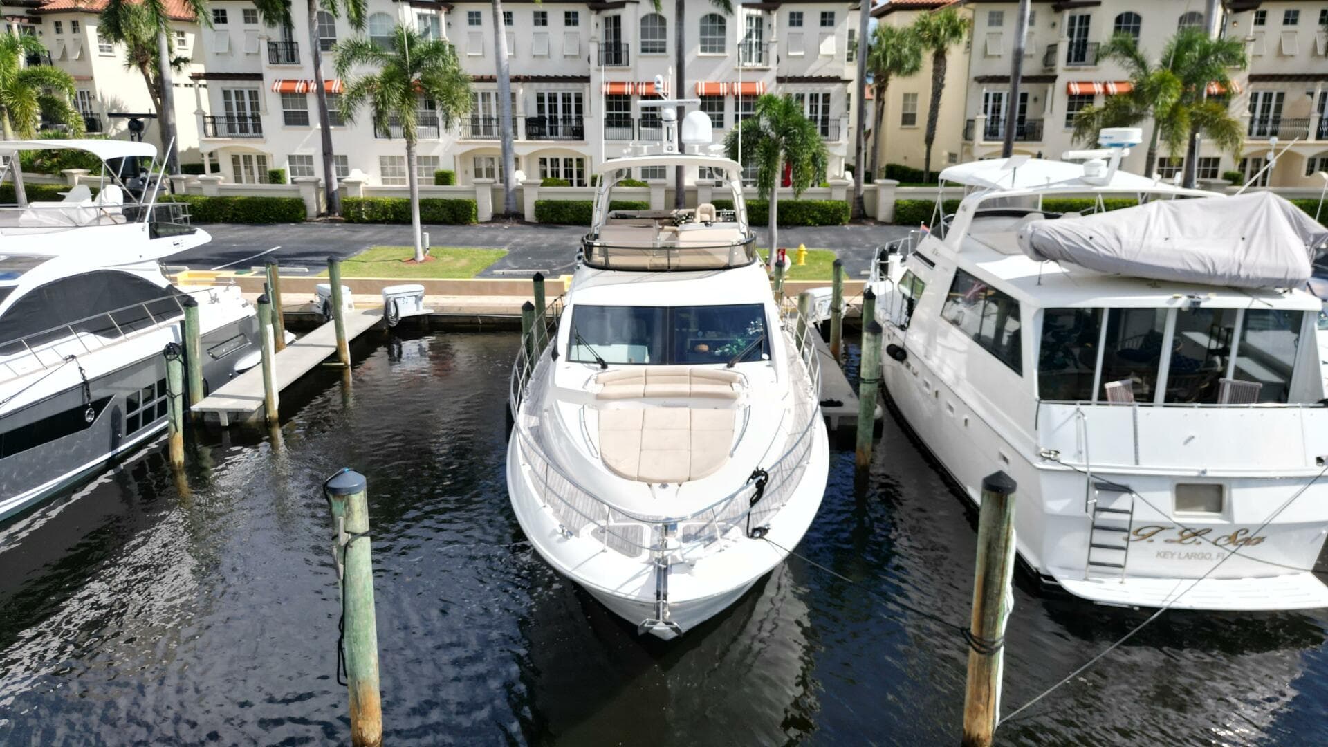 2016 Sea Ray L590 Fly — photo 27