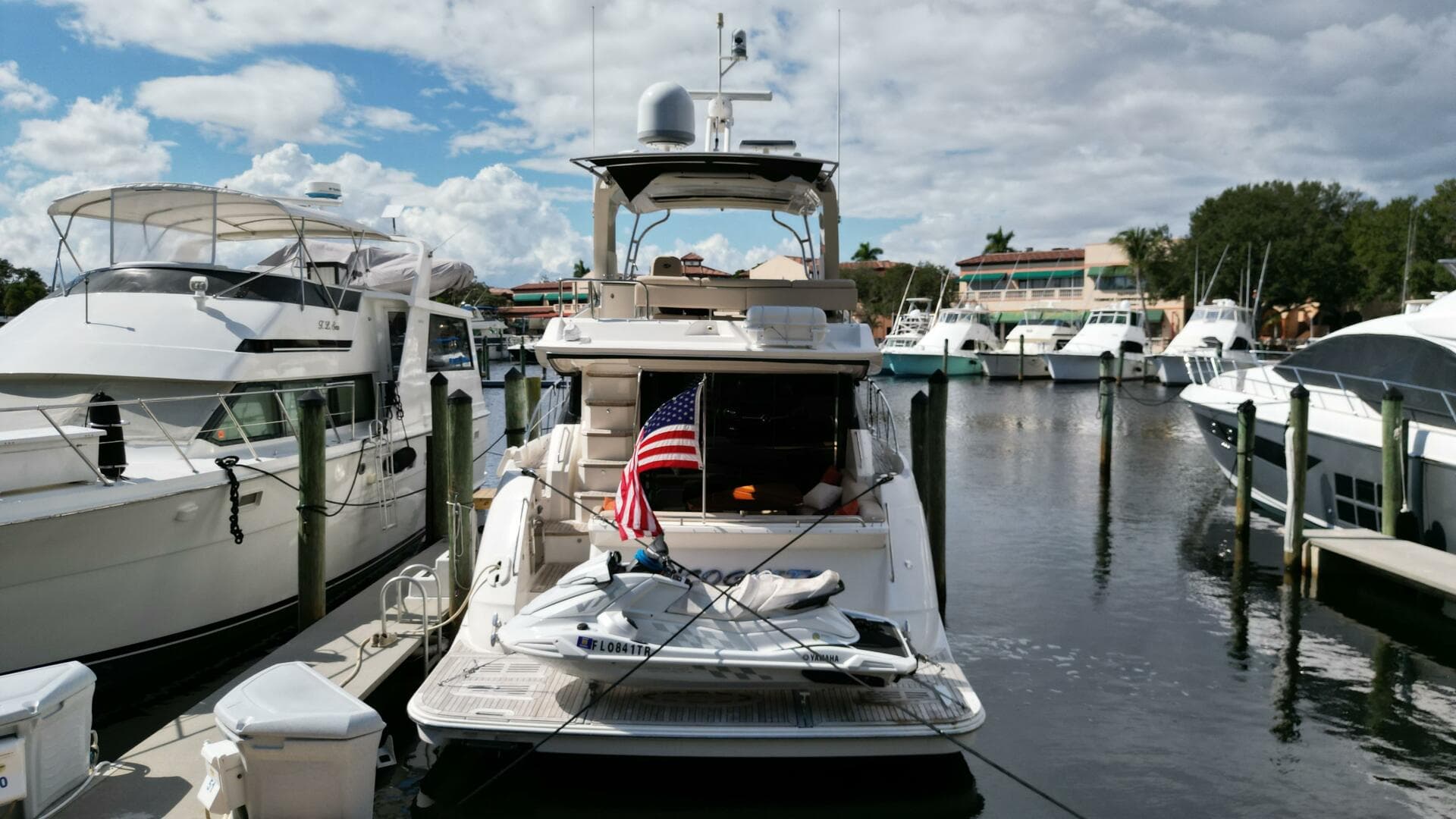2016 Sea Ray L590 Fly — photo 19
