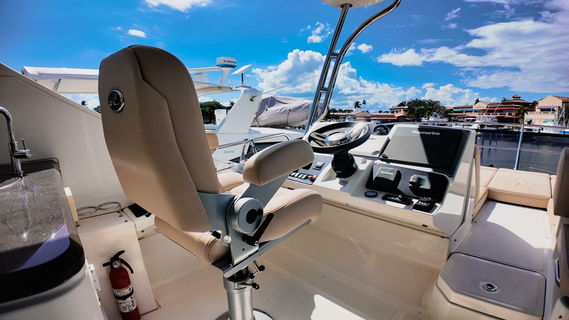 2016 Sea Ray L590 Fly — photo 23