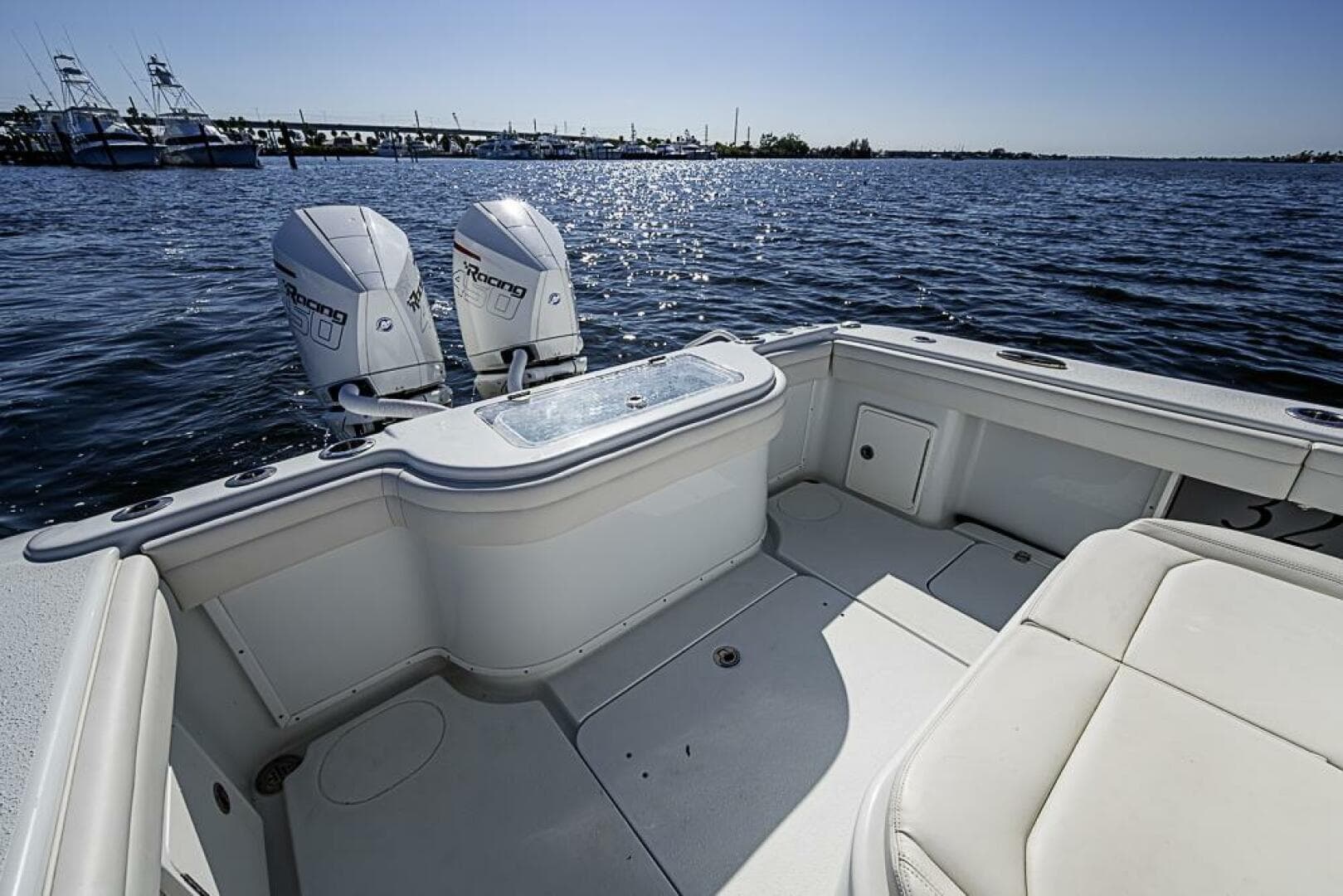 2021 Yellowfin 32 Offshore — photo 19